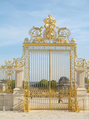 Gates, palace of versailles	