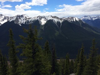 Fototapeta premium Stunning views of Banff National Park from Sulfur mountain ridge