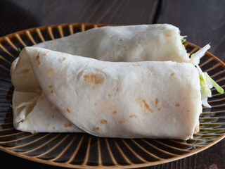 挽き肉や野菜を包む生地。トルティーヤやブリトーなど。