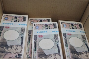 日本の大量の一万円札