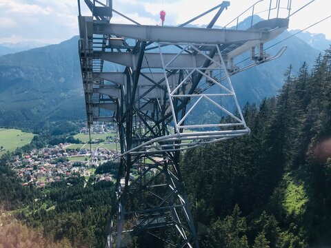 SeilbahnstützeBilder StockFotos & Videos. Adobe Stock