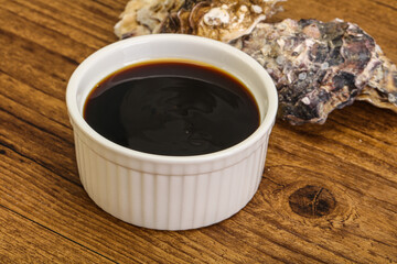 Oyster sauce in the bowl
