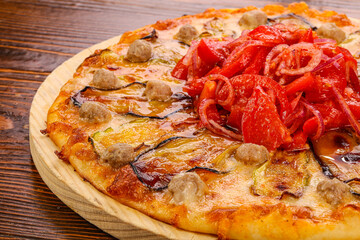 Pizza with meatballs and vegetables