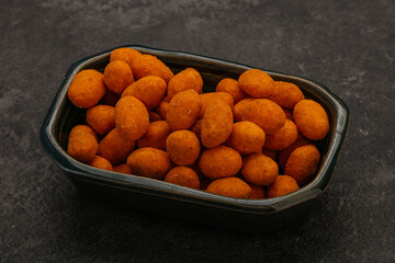 Spicy peanut heap in the bowl