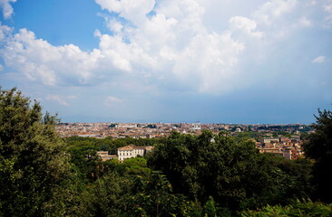 Fototapeta na wymiar View of the city of Rome from Passeggiata del Gianicolo