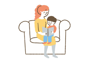 ソファーで本を読む母子