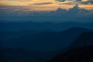 Obraz premium sunrise in the mountains