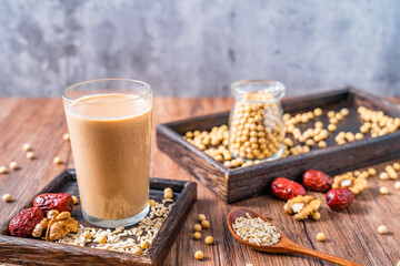 Healthy Chinese Drinks, Red Dates, Walnuts, Oats, Five Grains, Soy Milk