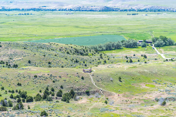 Fototapeta premium An overlooking landscape view of Madison Buffalo Jump SP, Montana