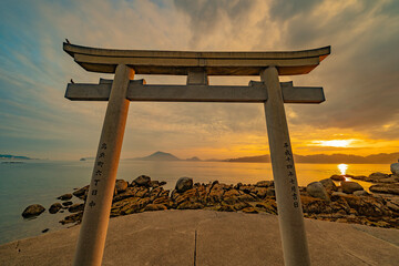 瀬戸内海と夕焼け
