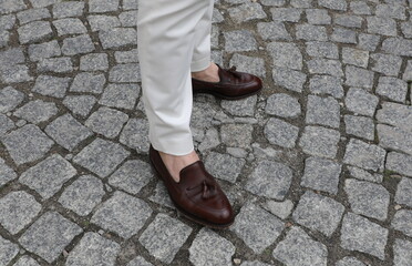 Męskie buty  loafersy. Moda włoska  - obrazy, fototapety, plakaty