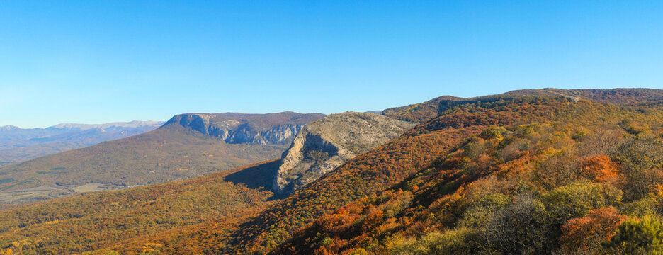Panorama of Bechku pass in November