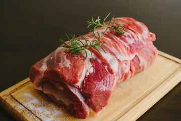 Asado carnicero argentino en tabla de madera