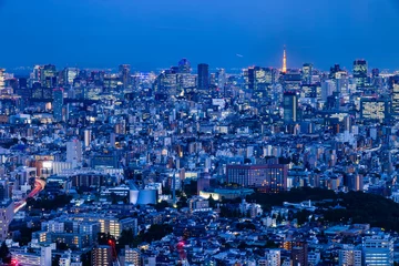 Fotobehang 灯りが綺麗な夜の東京の景色 © taka