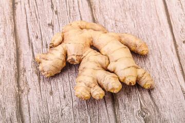 Natural organic raw ginger root