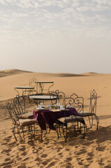 Fototapeta na wymiar breakfast in the desert