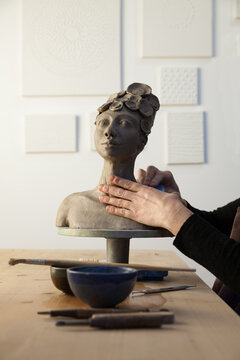 Anonymous artist on a clay statue