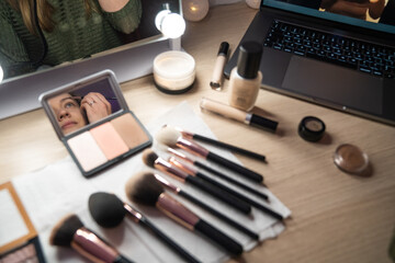 Close Up Of Make-up Lesson Online