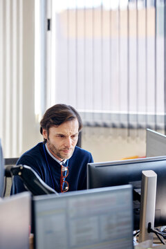 Big data analyst working 