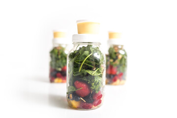 Mango Berry Spinach Salad in a Jar