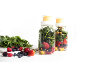 Mango Berry Spinach Salad in a Jar