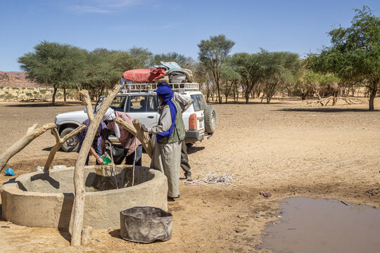 Break in the Sahara desert, Chad, Africa