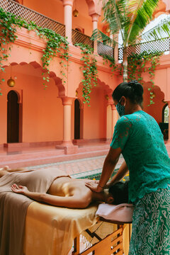 Back Massage in Pandemic Times