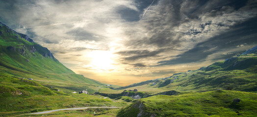 Paisaje y montaña Viajes y aventuras alrededor del mundo