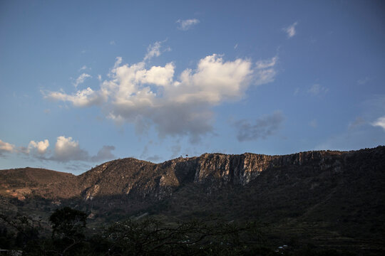 nuve y cerros