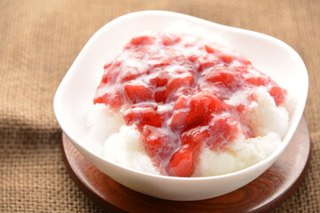 ストロベリーのかき氷