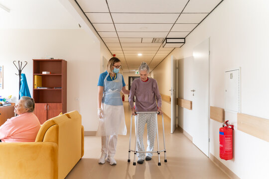 Elderly Care At Nursing Home