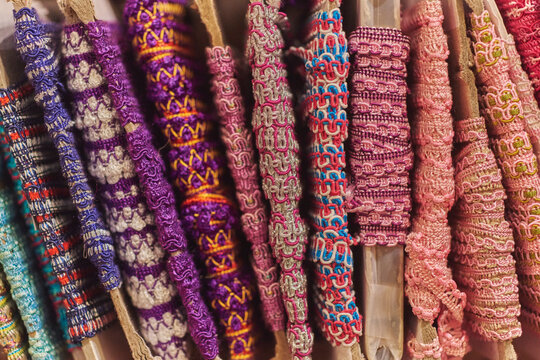 Colored ribbon