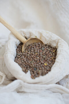 Reusable bags with lentil. Zero Waste.