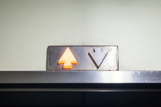 Elevator Arrows