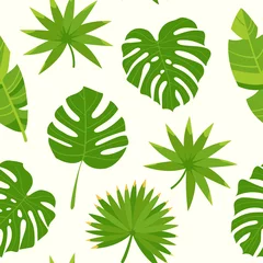 Fotobehang Tropische bladeren Naadloze patroon van tropische bladeren op een lichte achtergrond. Exotische junglebladeren, banaan, monstera, palmbladeren, livistona. Vector illustratie.
