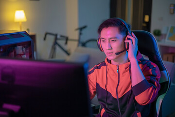 cyber sport gamer playing game © ryanking999