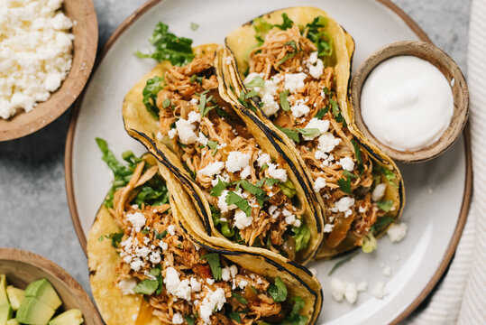 Shredded Chicken Tinga Tacos 