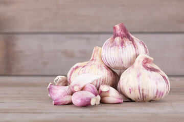 Bunch of fresh garlic and garlic cloves