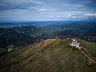 Foto scattata dalla cima del famoso Monte Tobbio a Bosio (AL).