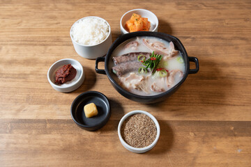 진하고 맛있는 순대국