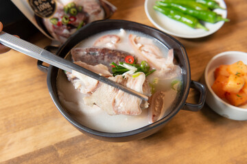 진하고 맛있는 순대국