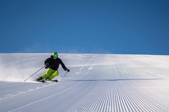 skiing early morning