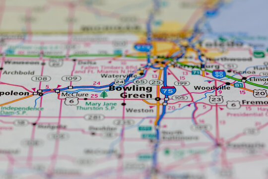 06-14-2021 Portsmouth, Hampshire, UK, Bowling Green Ohio USA shown on a Geography map or Road map