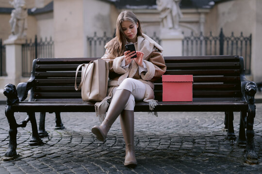 Girl chatting outdoor 