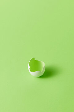 Eggshell on green
