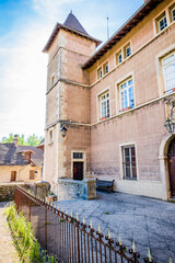 Dans les rues de Crémieu