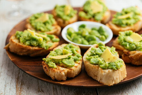 Crushed fava bean bruschetta