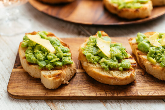 Crushed fava bean bruschetta