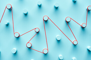 Simple network amidst unconnected pegs
