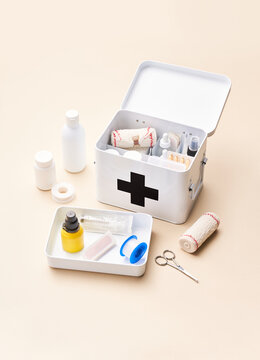 Composition of first aid kit